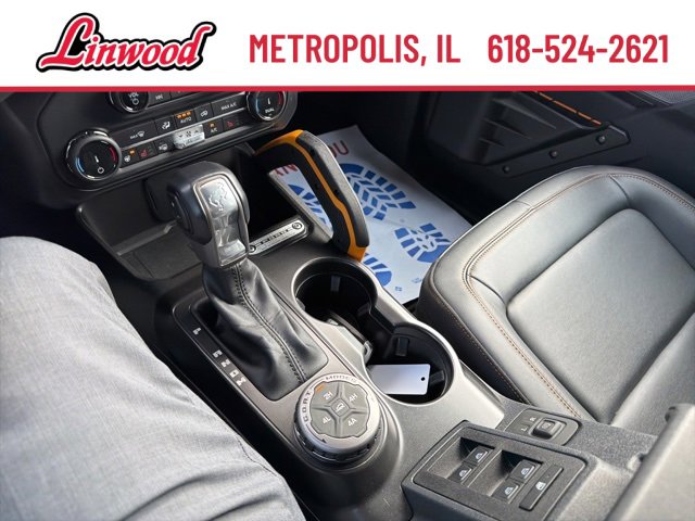 Used 2022 Ford Bronco Badlands image 21