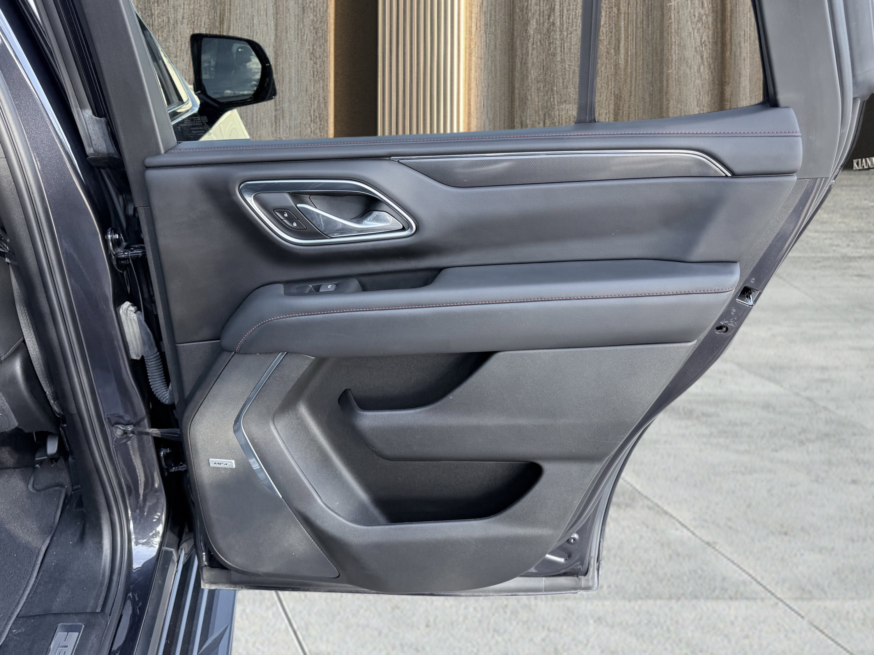 Used 2023 Chevrolet Tahoe RST w/ Luxury Package RWD image 38