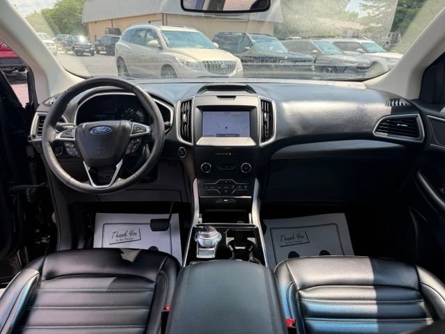 Used 2020 Ford Edge SEL w/ Convenience Package AWD/4WD image 2