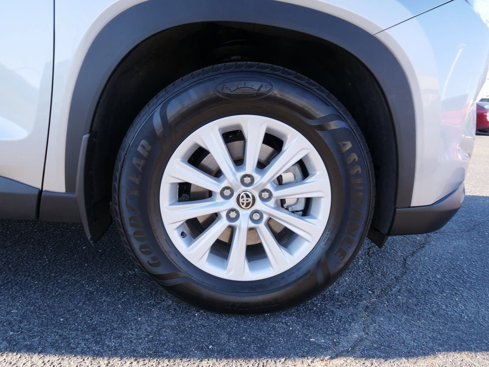 Used 2025 Toyota Grand Highlander AWD image 10