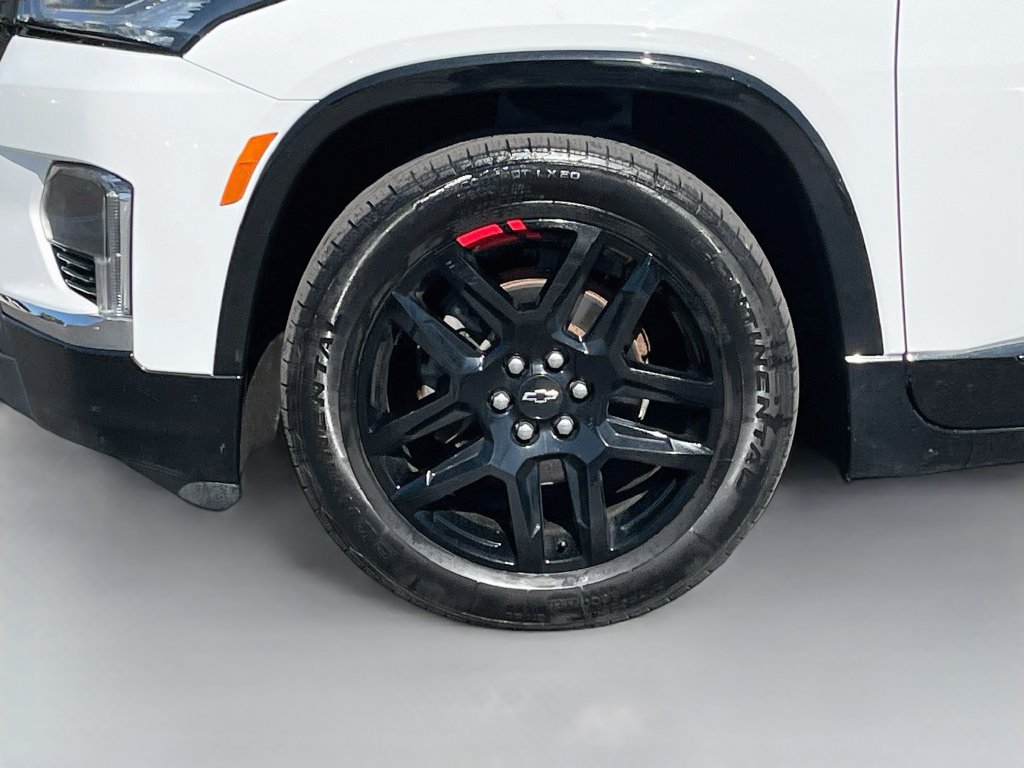 Used 2023 Chevrolet Traverse Premier w/ Redline Edition AWD/4WD image 34