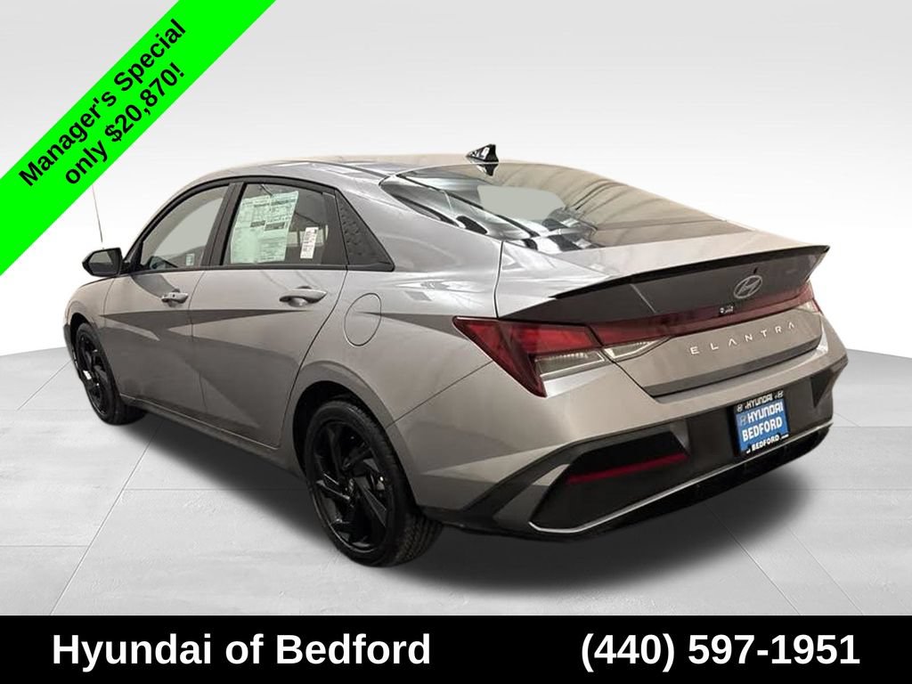 Certified 2026 Hyundai Elantra Sport FWD image 6