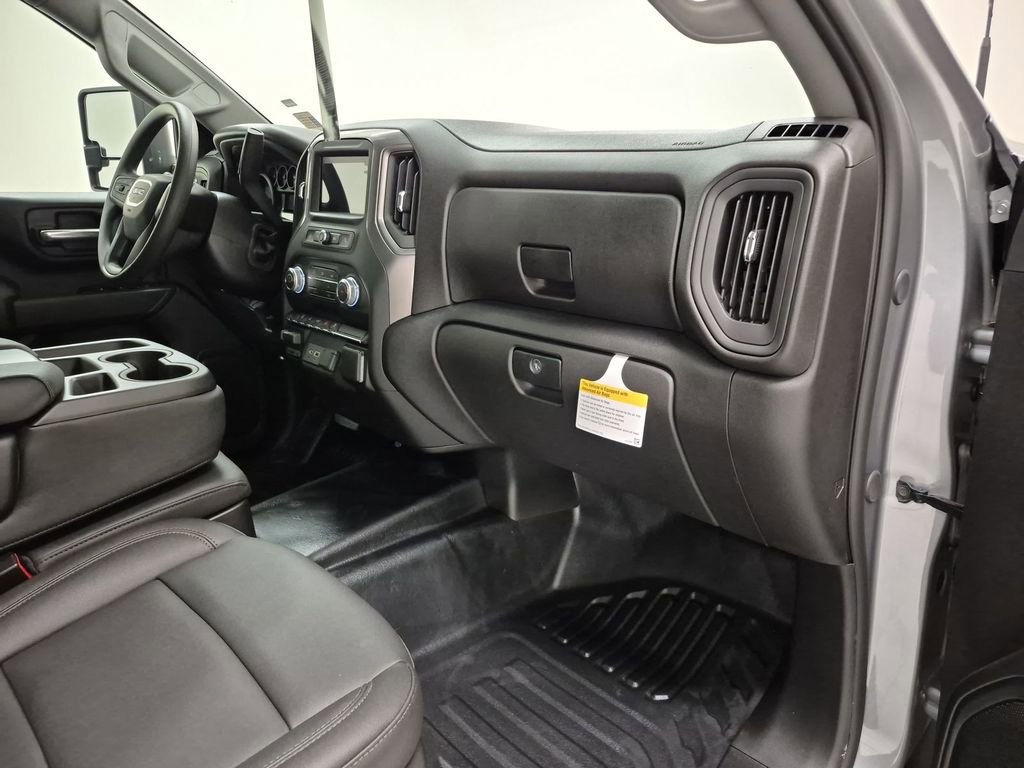 New 2026 GMC Sierra 3500 Pro w/ Convenience Package image 30