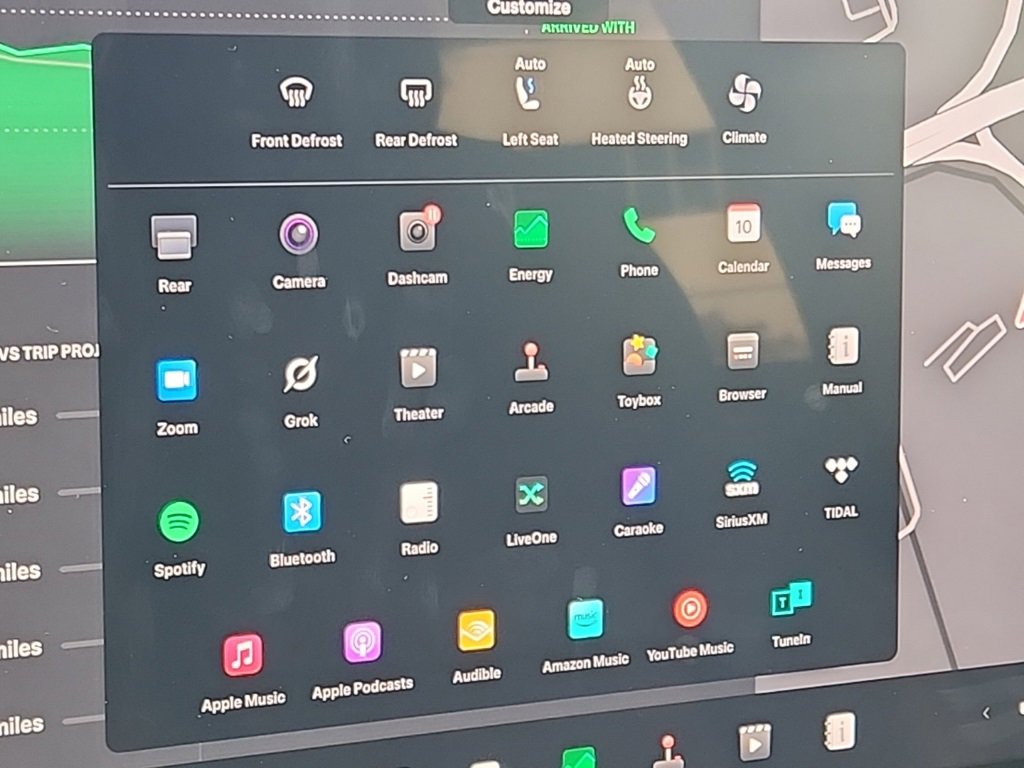 Used 2024 Tesla Model X image 37