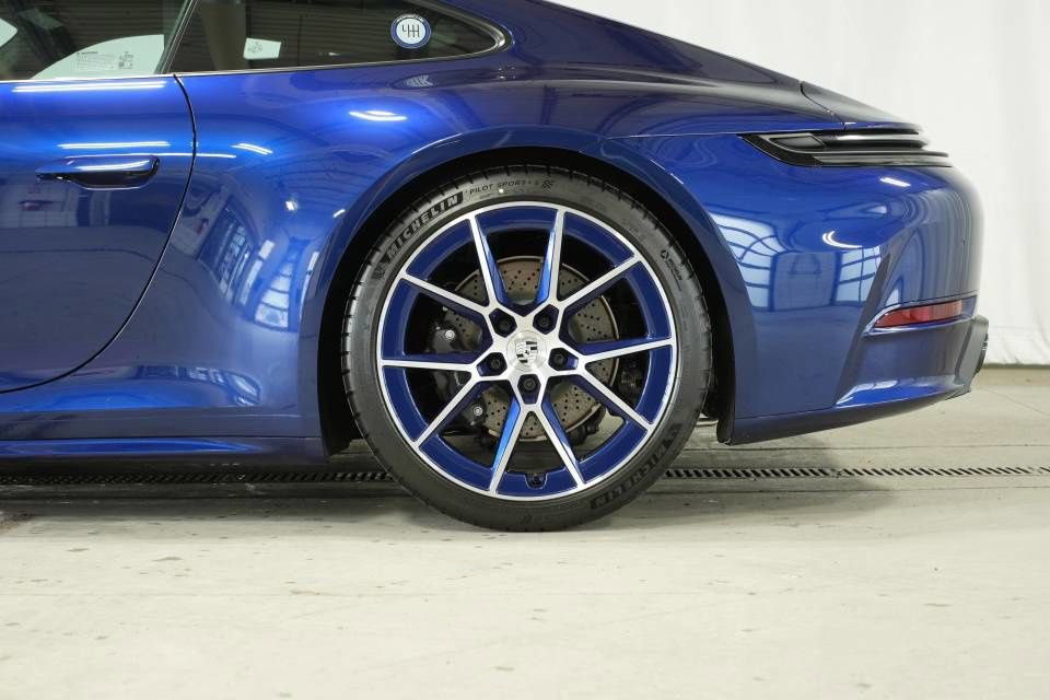 Certified 2026 Porsche 911 Carrera T image 46