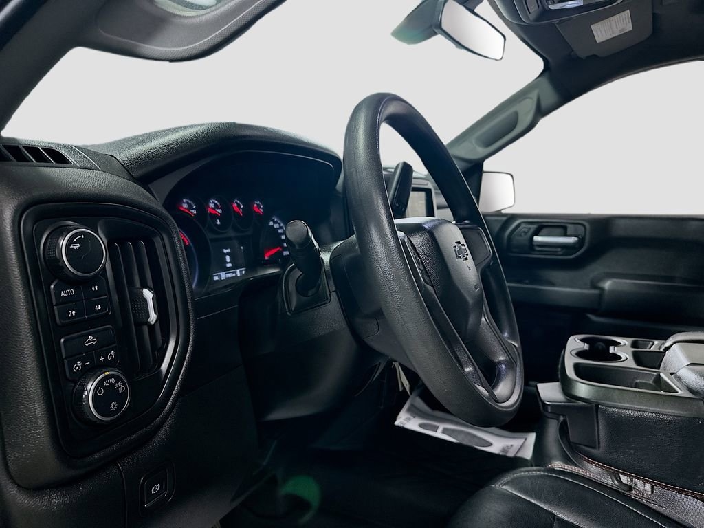 Used 2019 Chevrolet Silverado 1500 Custom Trail Boss w/ Custom Convenience Package image 10
