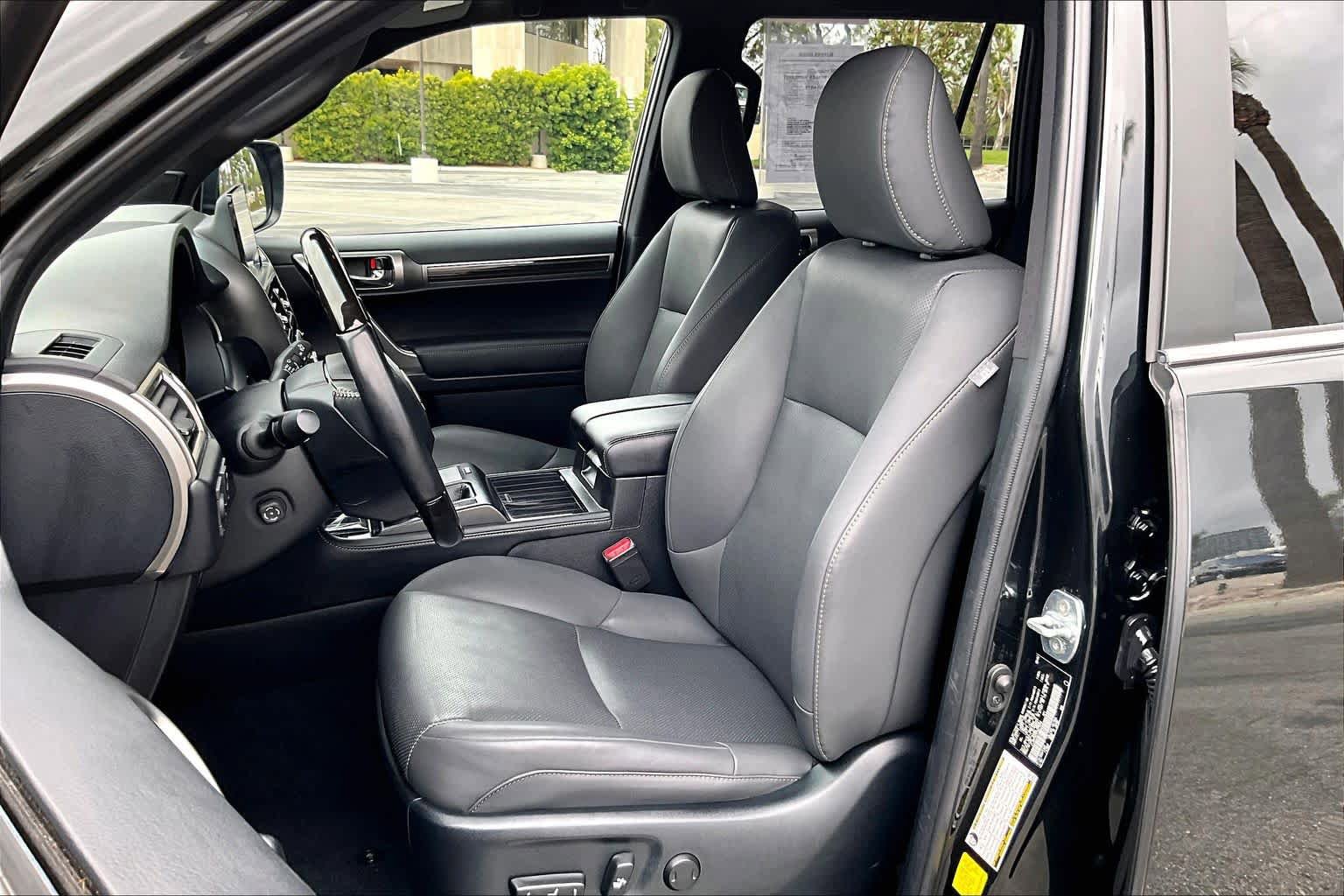 Certified 2023 Lexus GX 460 Premium w/ Premium Package AWD/4WD image 7