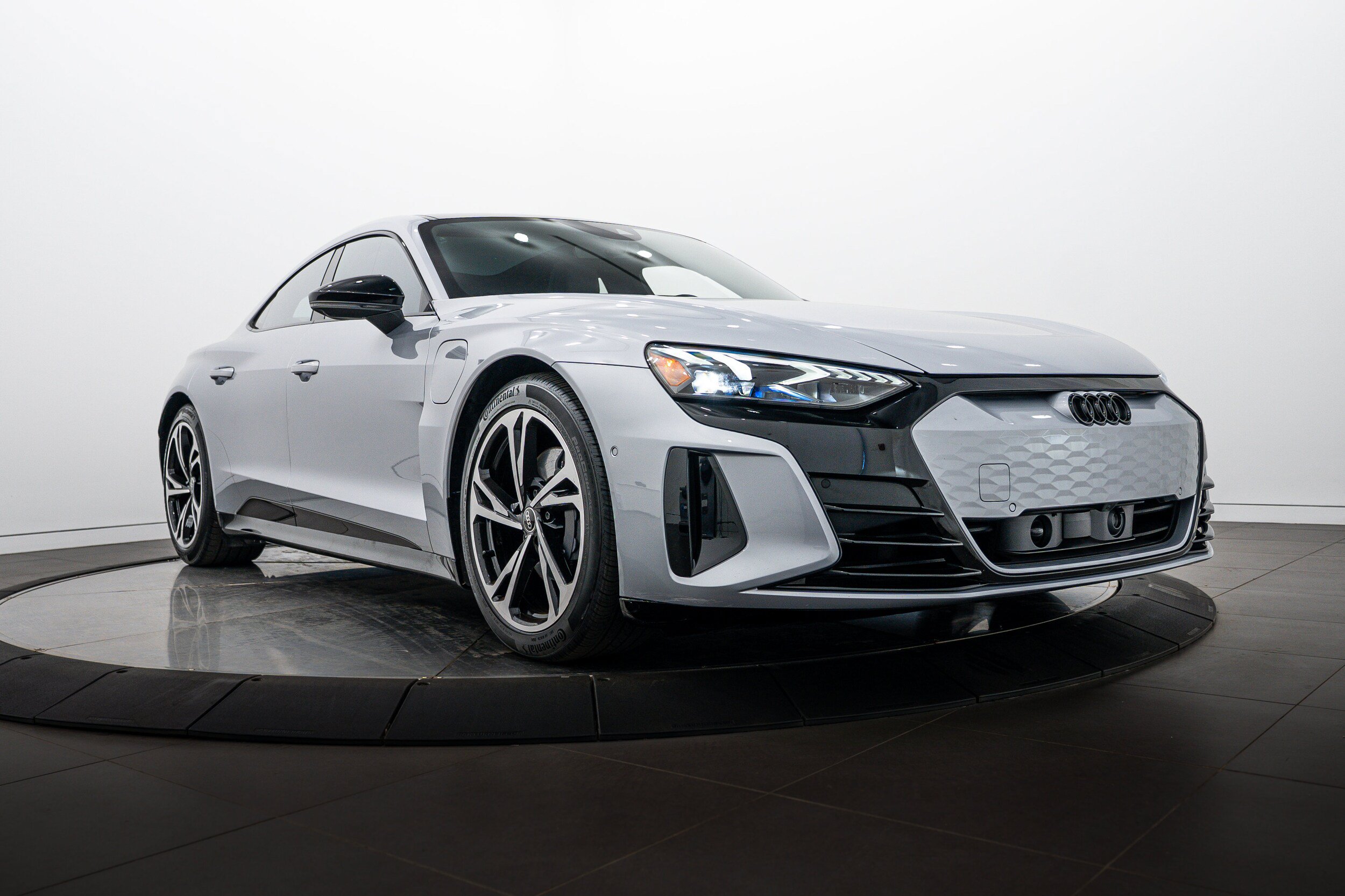 Certified 2022 Audi e-tron GT Prestige w/ Prestige Package