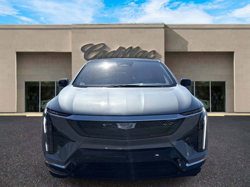 New 2026 Cadillac Optiq Luxury 2 image 8
