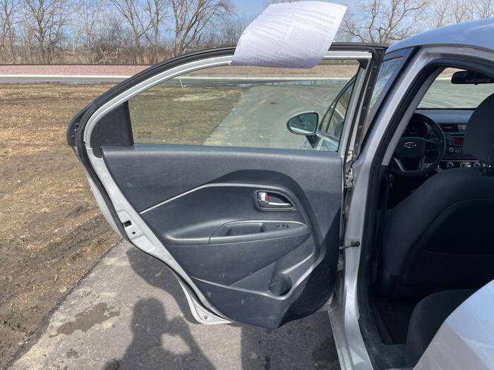 Used 2013 Kia Rio LX w/ PWR Pkg image 24