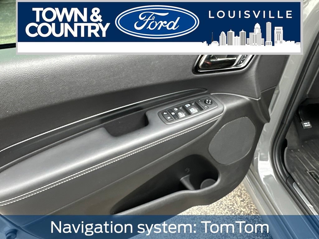 Used 2021 Dodge Durango SRT w/ Technology Group AWD/4WD image 7