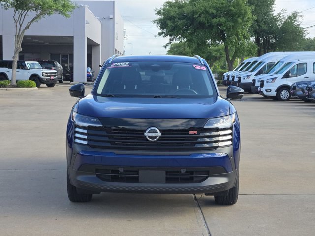 Used 2026 Nissan Kicks SR image 2