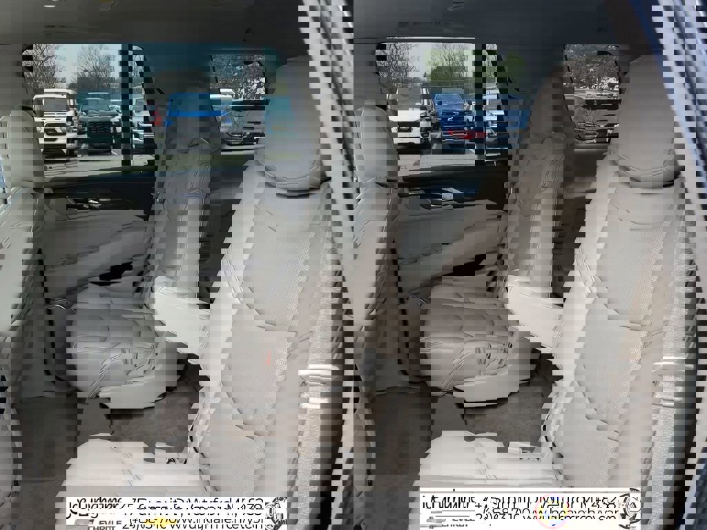 Used 2020 Cadillac Escalade Luxury image 27