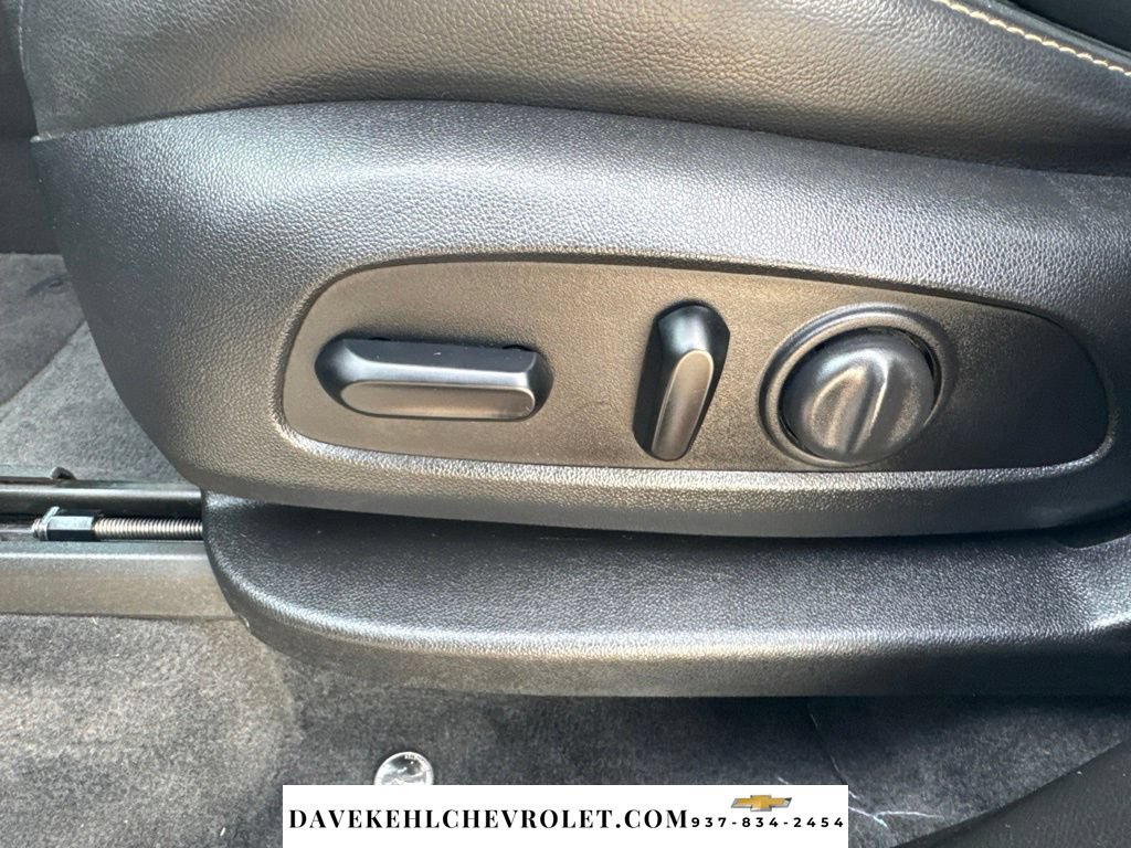 Used 2020 Chevrolet Traverse RS FWD image 16