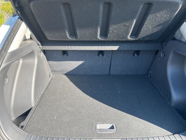 Used 2025 Hyundai Kona SEL image 13