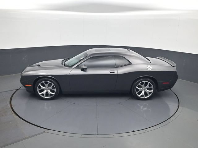 Used 2015 Dodge Challenger SXT Plus w/ Technology Group RWD image 20