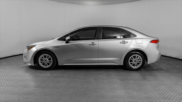 Used 2020 Toyota Corolla LE FWD image 3