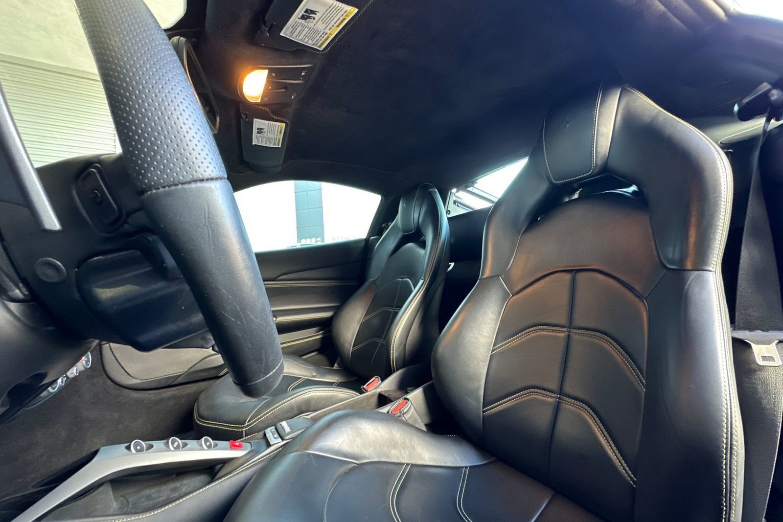 Used 2016 Ferrari 488 GTB Base image 5