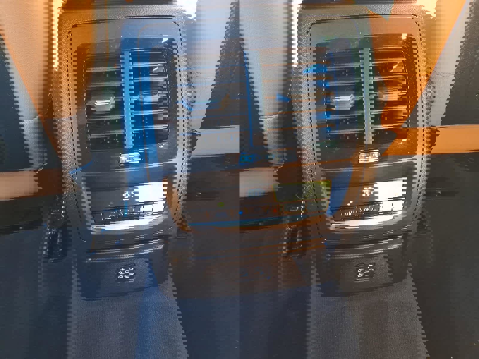 Used 2022 BMW X3 M40i image 18