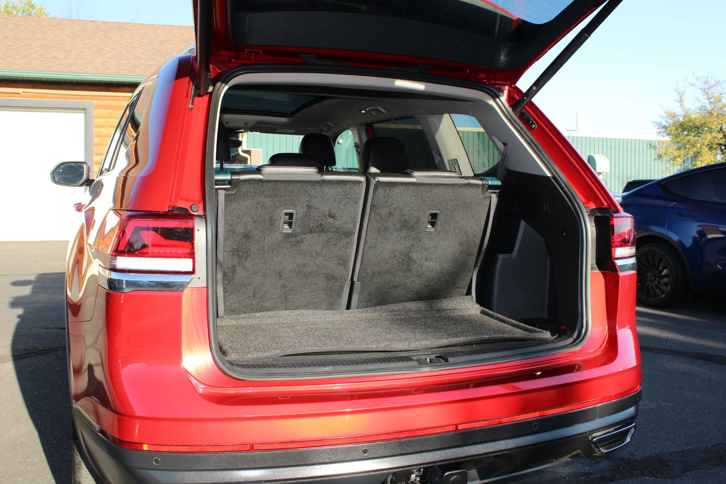 Used 2024 Volkswagen Atlas SEL image 12