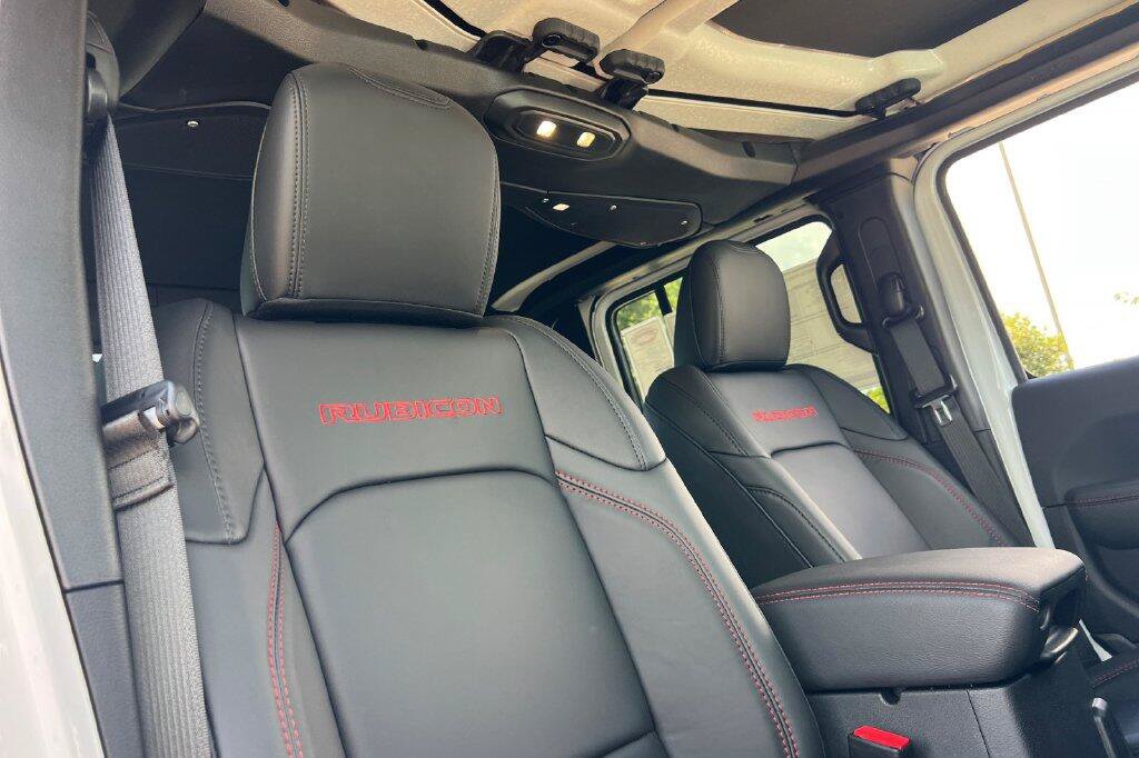 New 2026 Jeep Gladiator Rubicon AWD/4WD image 16