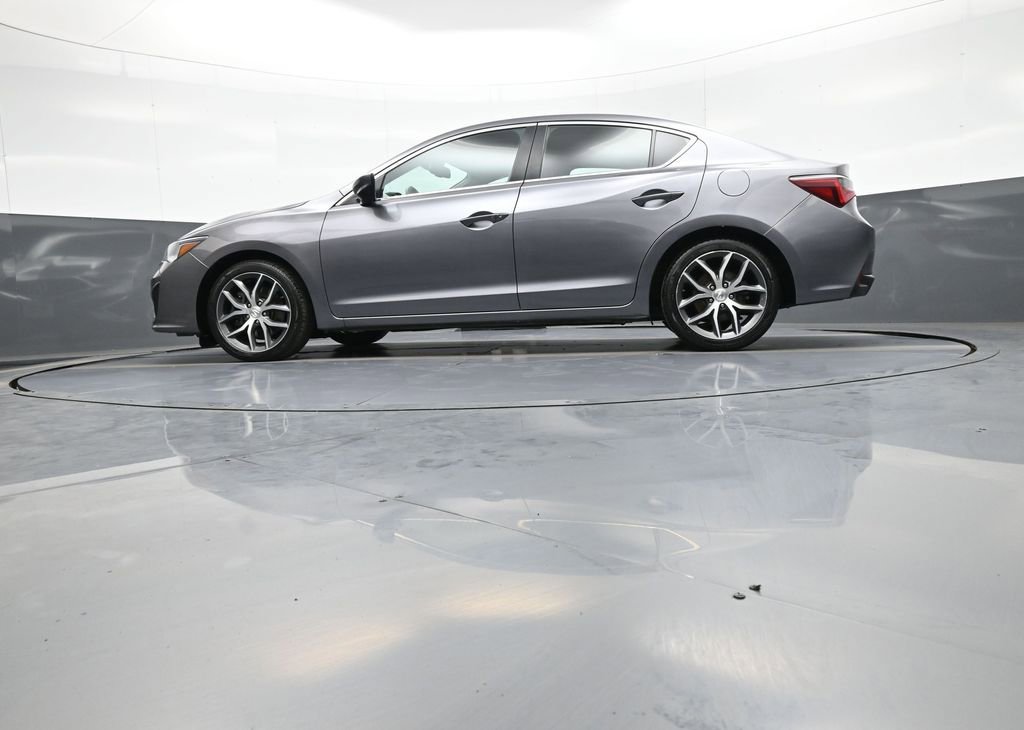 Certified 2022 Acura ILX w/ Premium Package FWD image 32