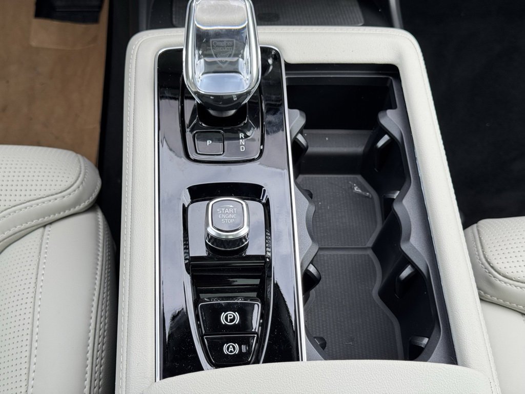 New 2026 Volvo XC90 B6 Ultra image 20