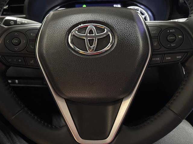 Used 2023 Toyota Venza LE image 17