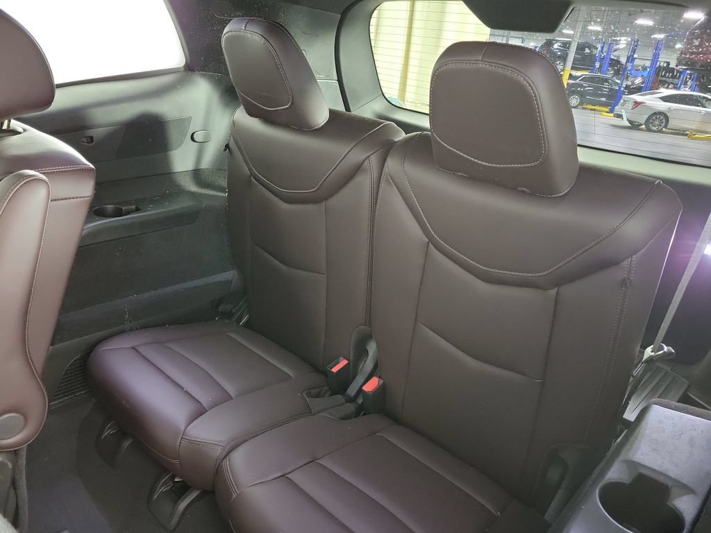 Used 2024 Cadillac XT6 Premium Luxury w/ LPO, Floor Liner Package AWD/4WD image 12
