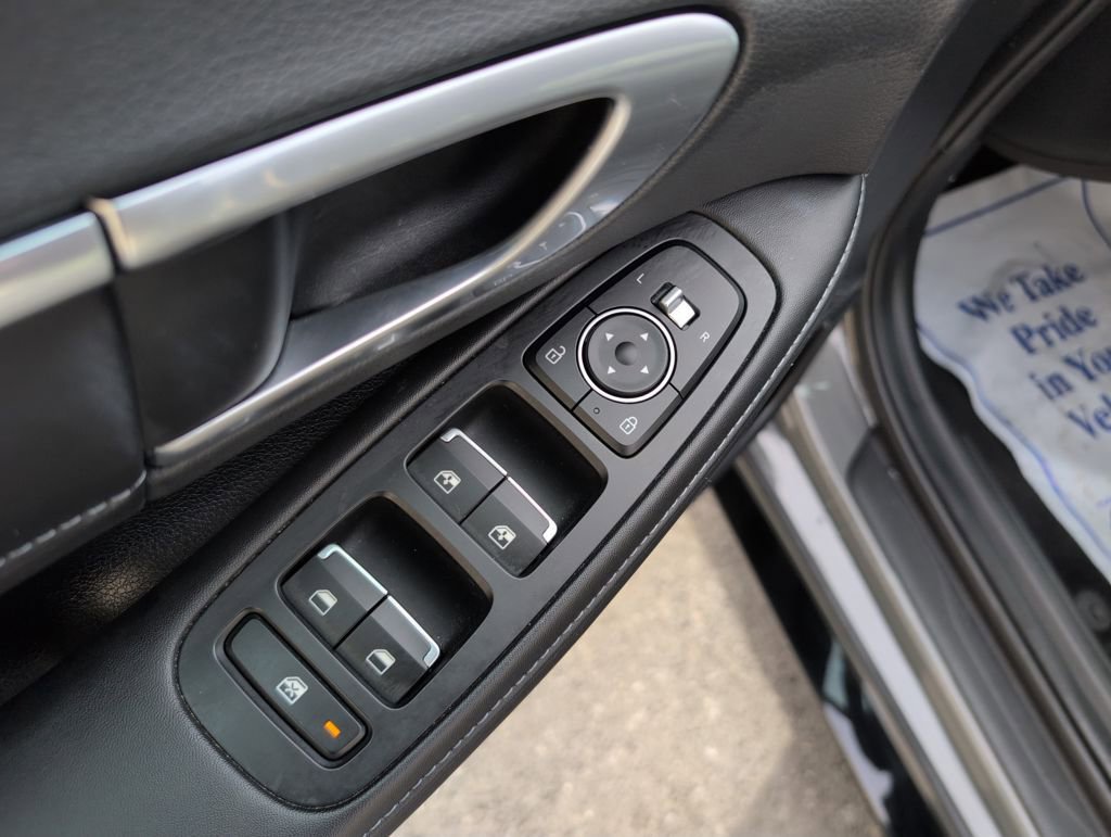 Used 2023 Hyundai Sonata Limited w/ Cargo Package image 12