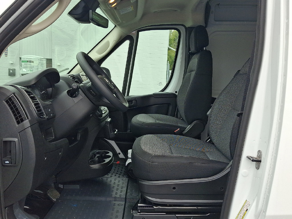 New 2026 RAM ProMaster 2500 w/ Convenience Group FWD image 8