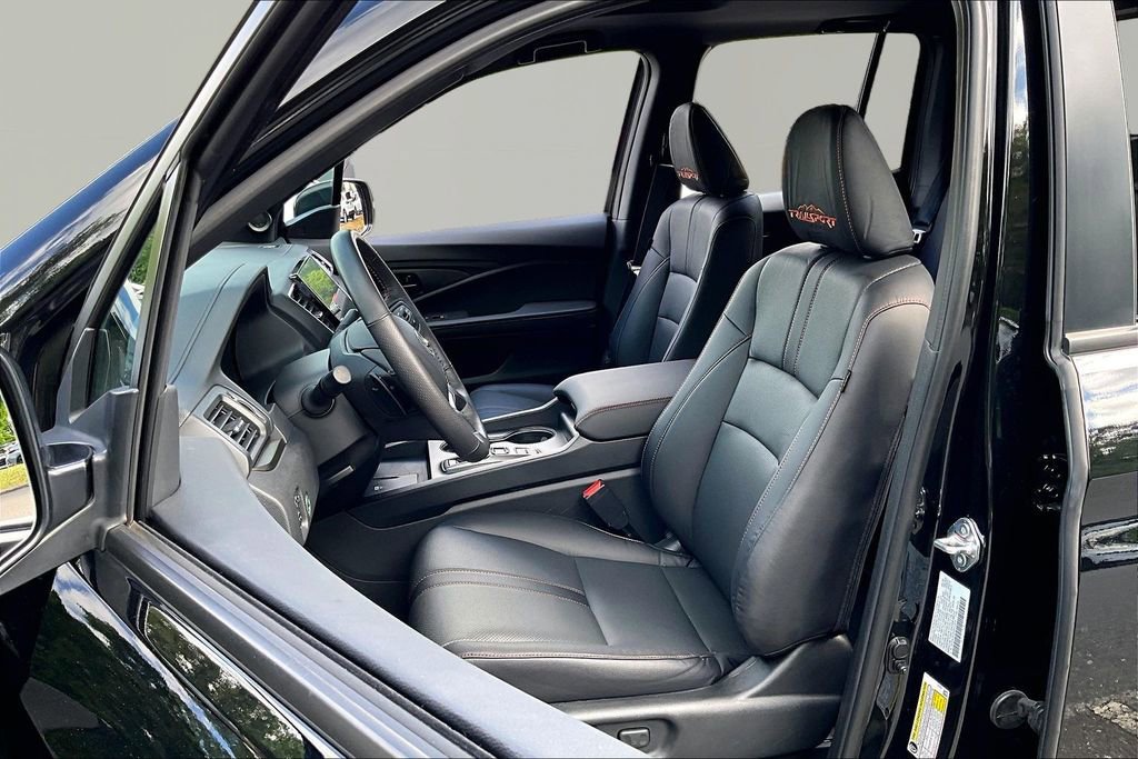 Certified 2025 Honda Ridgeline TrailSport image 15