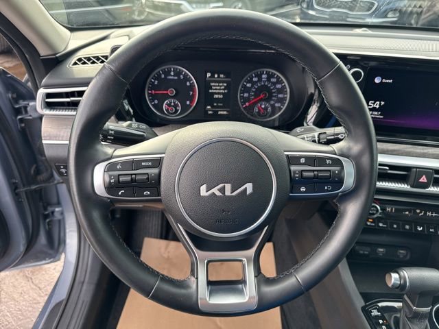 Used 2022 Kia K5 EX image 12