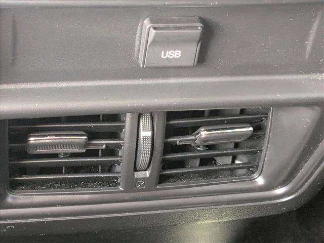 Used 2018 Nissan Murano SV w/ Cargo Package image 16