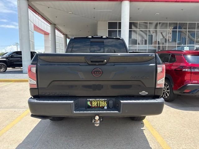 Used 2023 Nissan Titan PRO-4X w/ Pro-4x Convenience Package AWD/4WD image 6
