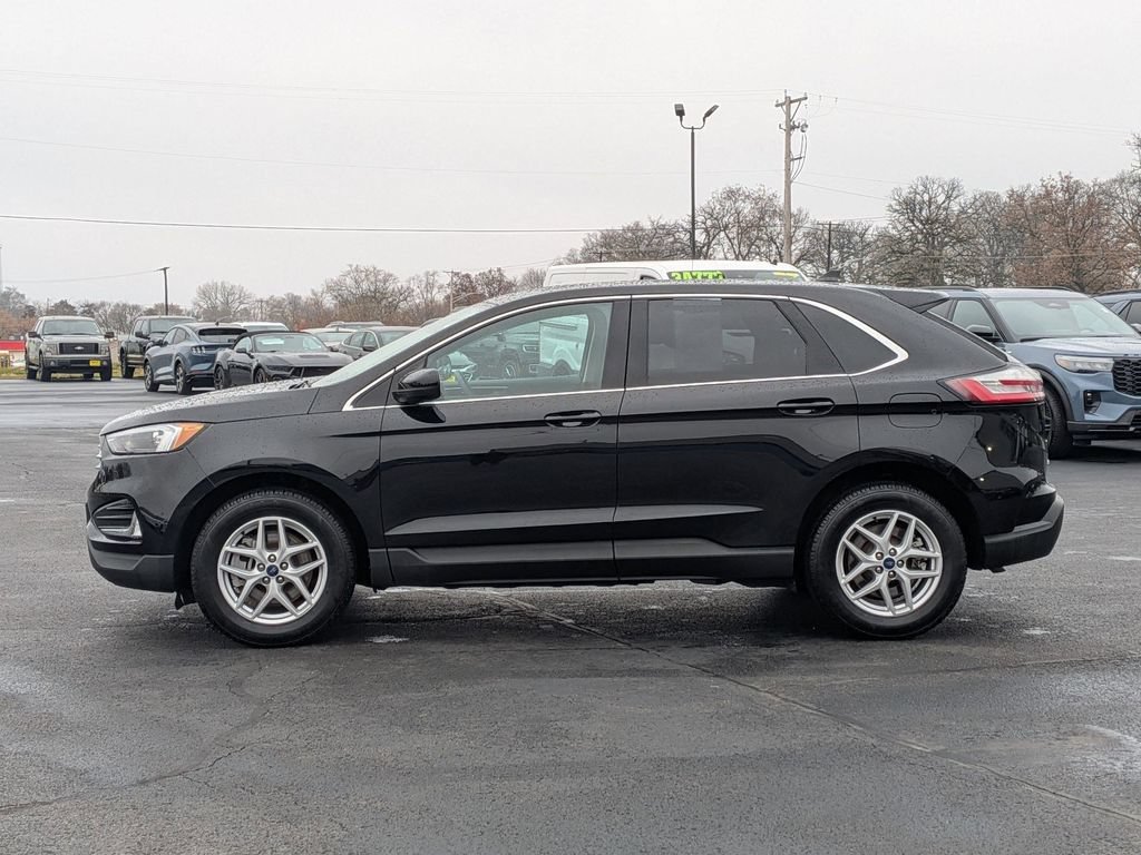 Used 2022 Ford Edge SEL w/ Convenience Package AWD/4WD image 4