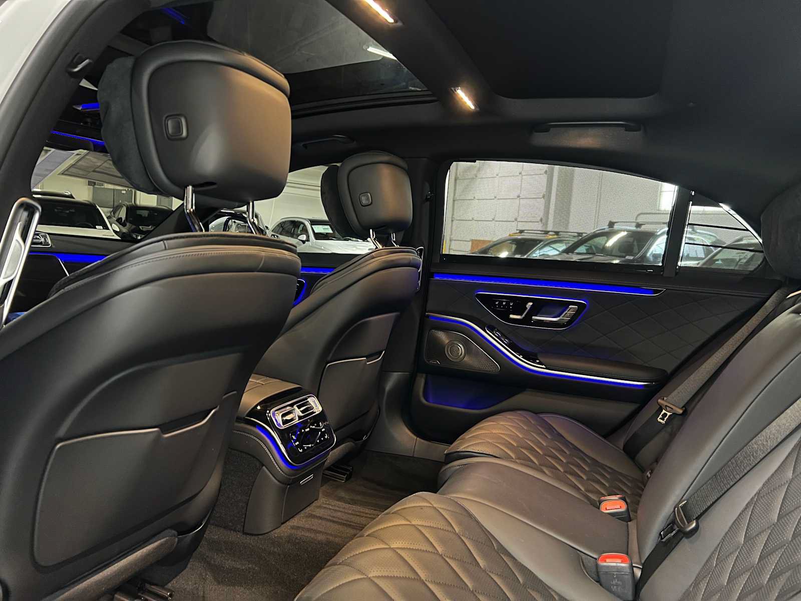 New 2026 Mercedes-Benz S 500 4MATIC image 19