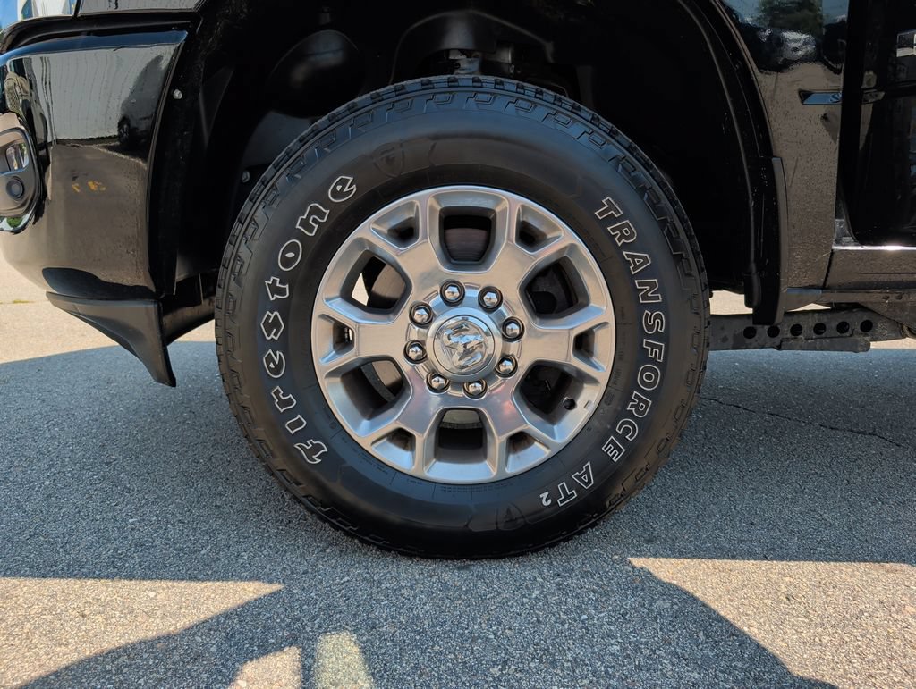 Used 2024 RAM 2500 Laramie w/ Safety Group AWD/4WD image 19