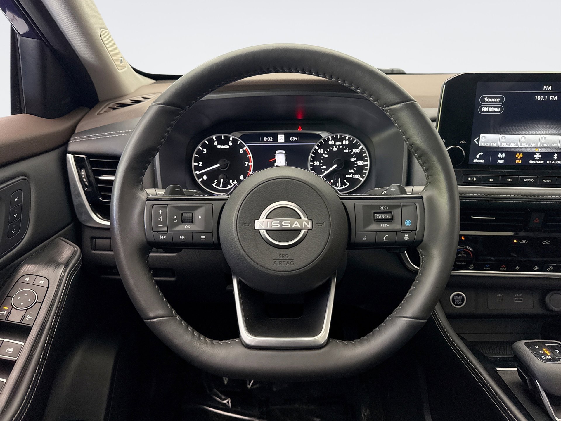 Used 2023 Nissan Rogue SL w/ SL Premium Package AWD/4WD image 12