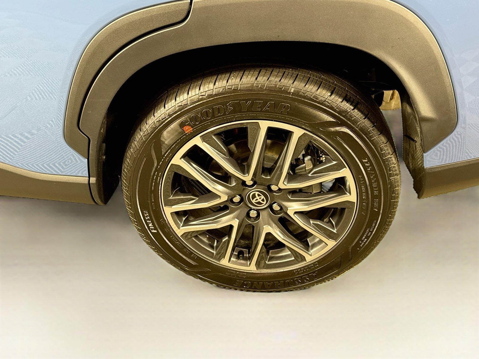 Certified 2026 Toyota Corolla Cross XLE AWD/4WD image 24