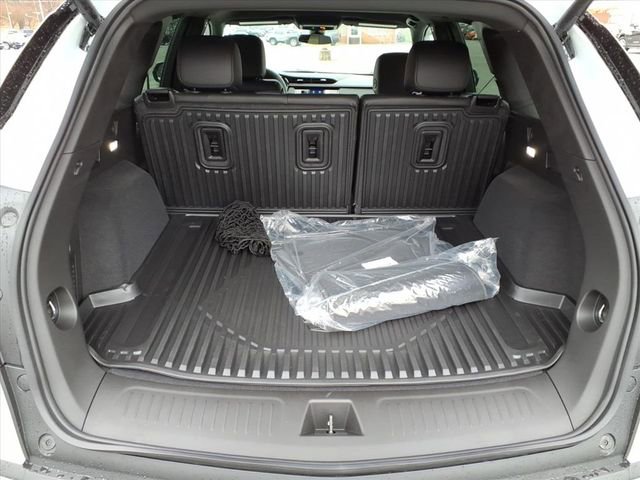 New 2026 Cadillac XT5 Luxury w/ LPO, Bronce Accent Package image 4