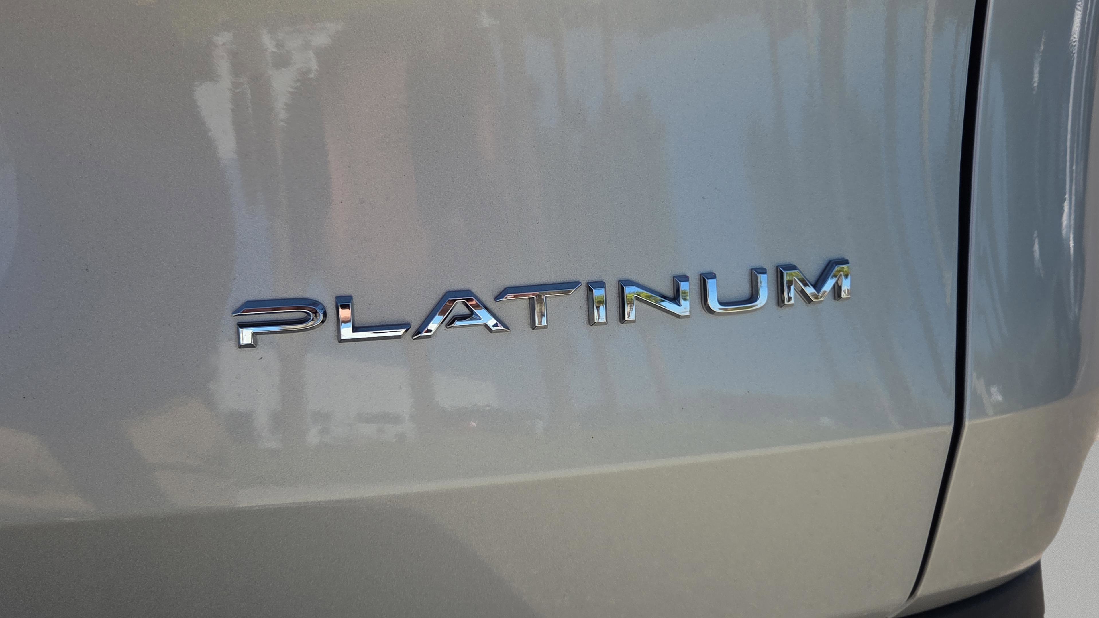 Certified 2024 Toyota Grand Highlander Platinum image 15