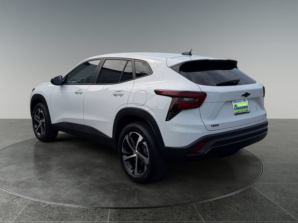 New 2026 Chevrolet Trax RS w/ Driver Confidence Package FWD image 7