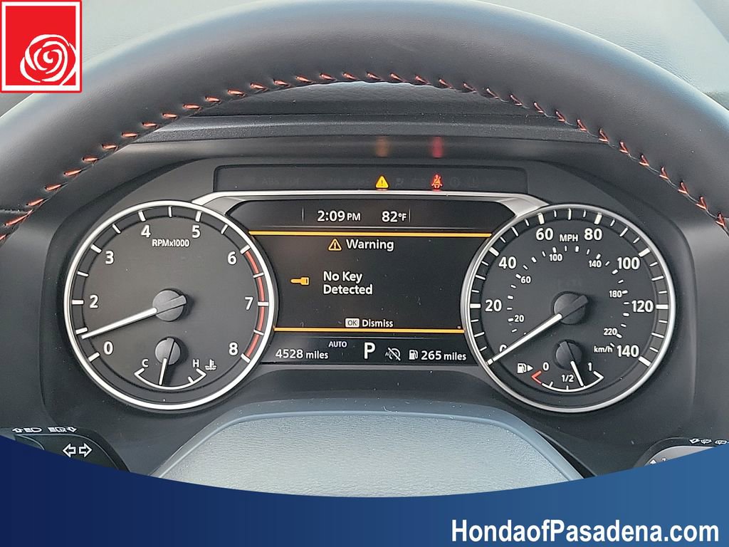 Used 2025 Nissan Rogue SV image 13