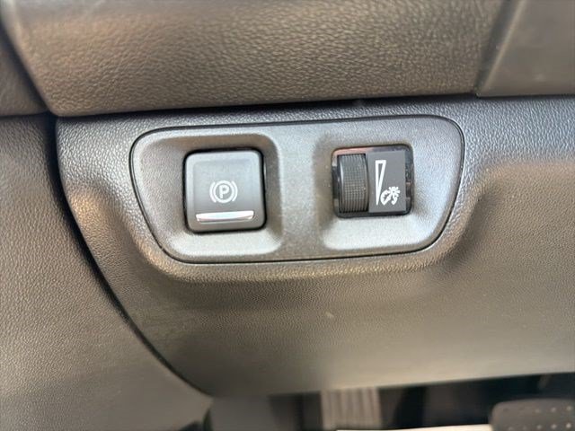 Used 2019 GMC Acadia SLE w/ Driver Alert Package I FWD image 31