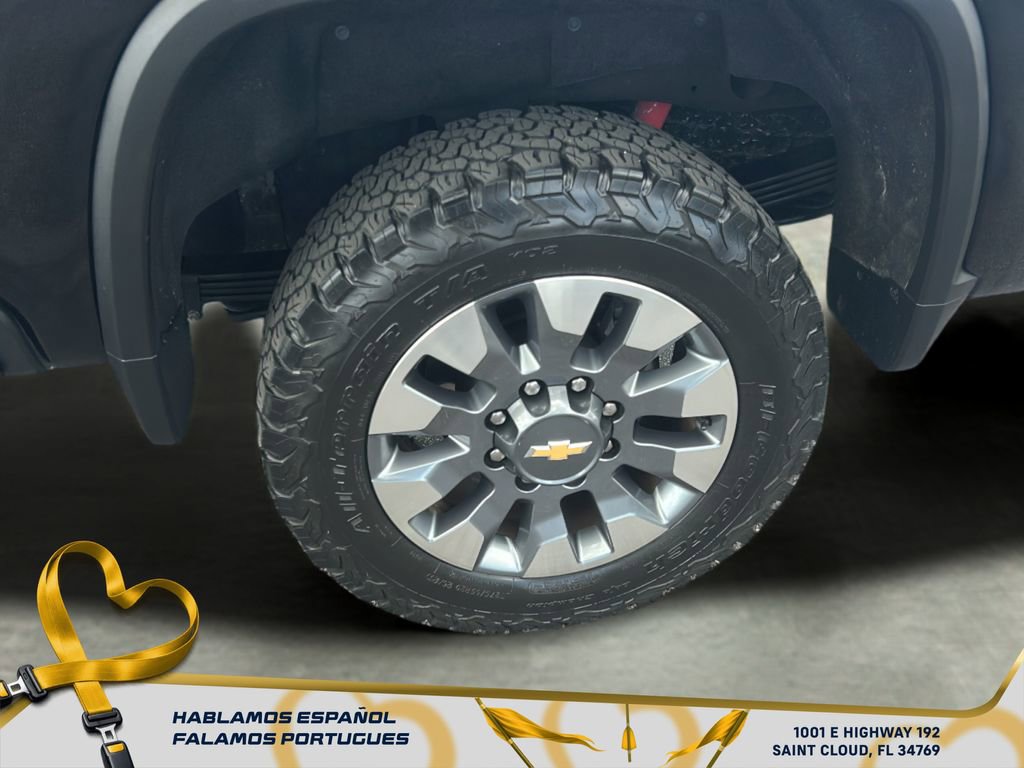 Certified 2023 Chevrolet Silverado 2500 LT w/ Z71 Chrome Sport Edition image 11