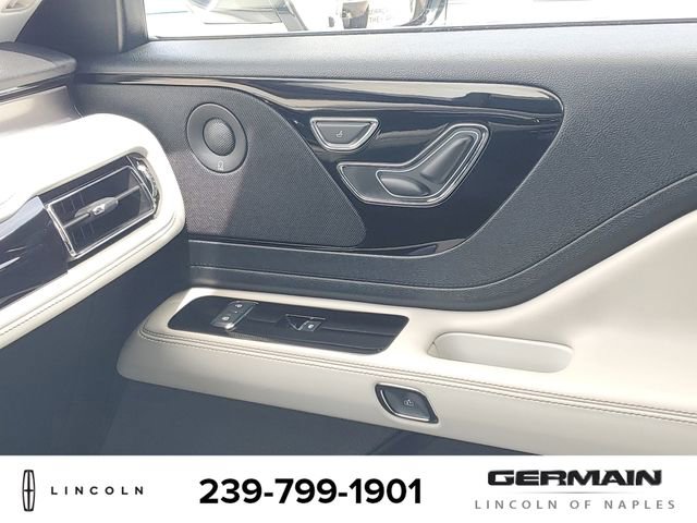 New 2025 Lincoln Aviator 2WD w/ Equipment Group 101A image 27