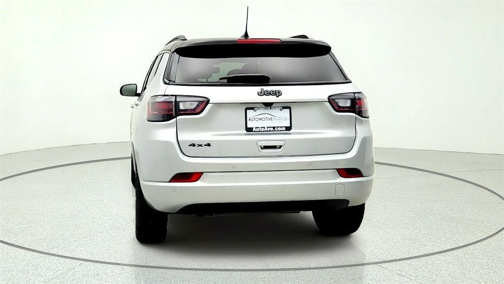 Used 2025 Jeep Compass Limited w/ High Altitude Package AWD/4WD image 6