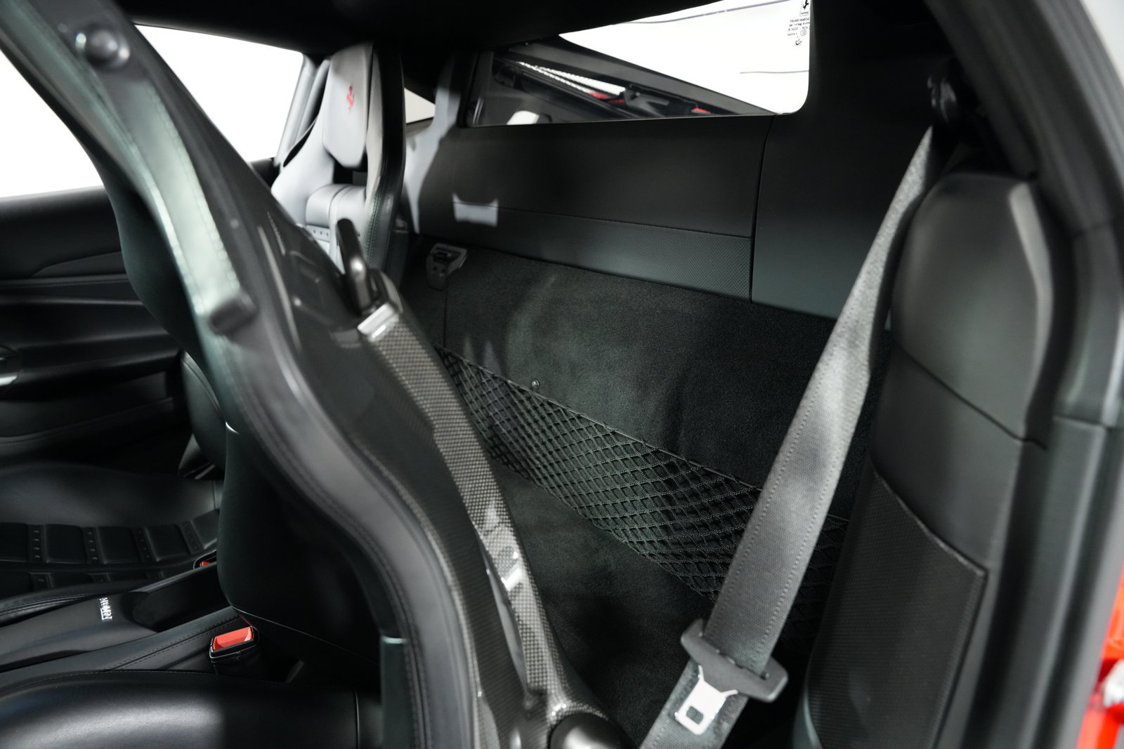 Used 2020 Ferrari F8 Tributo RWD image 39