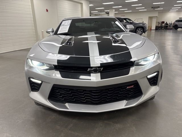 Used 2017 Chevrolet Camaro SS RWD image 2